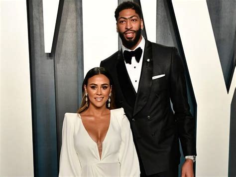 how did anthony davis meet his wife